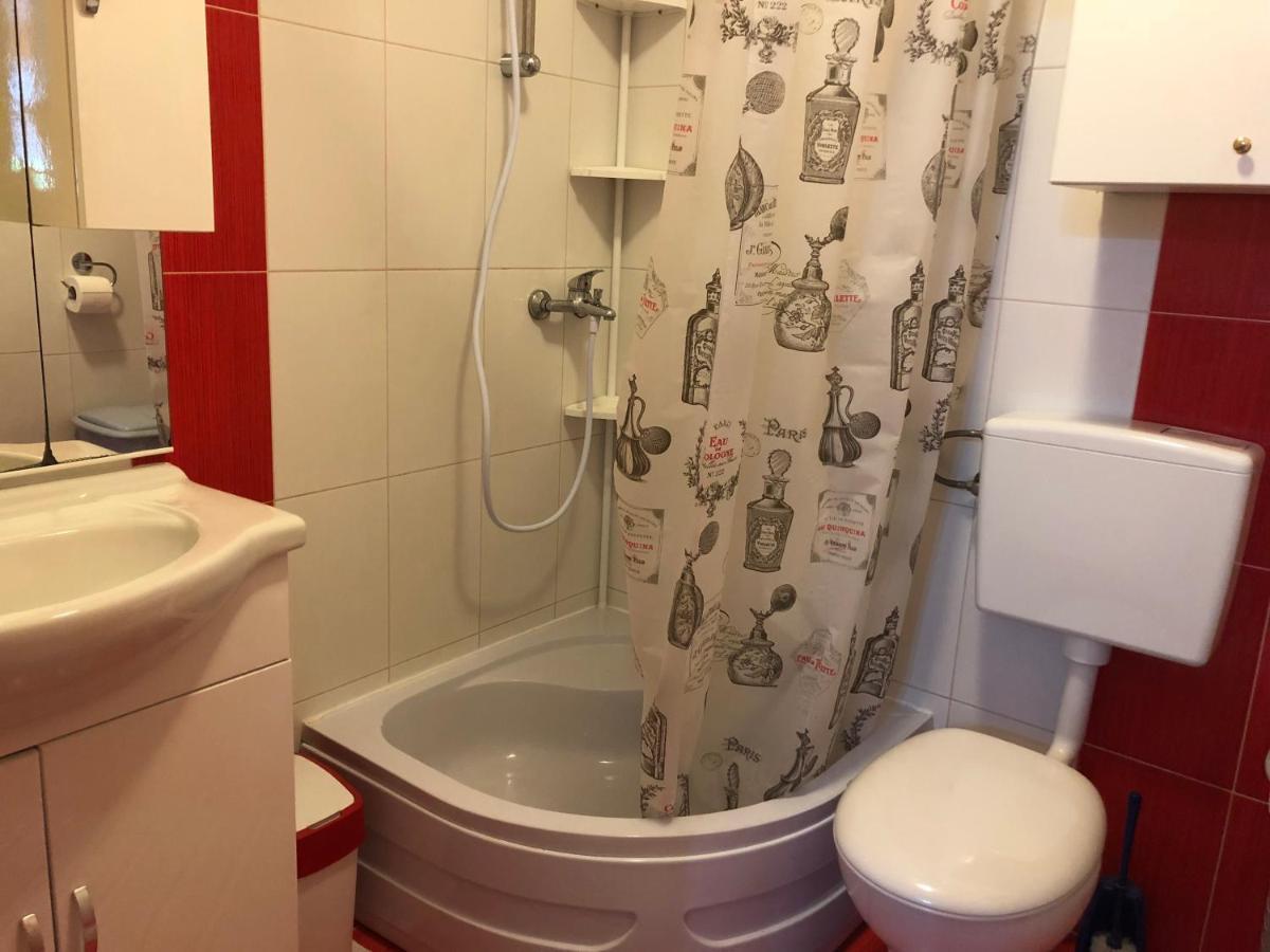Apartman Luka Virアパートメント エクステリア 写真