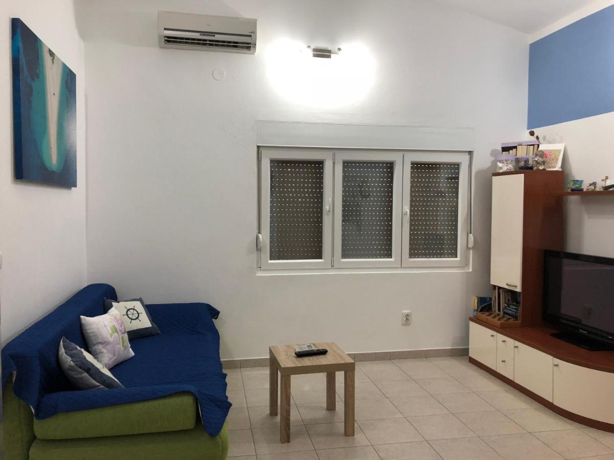 Apartman Luka Virアパートメント エクステリア 写真