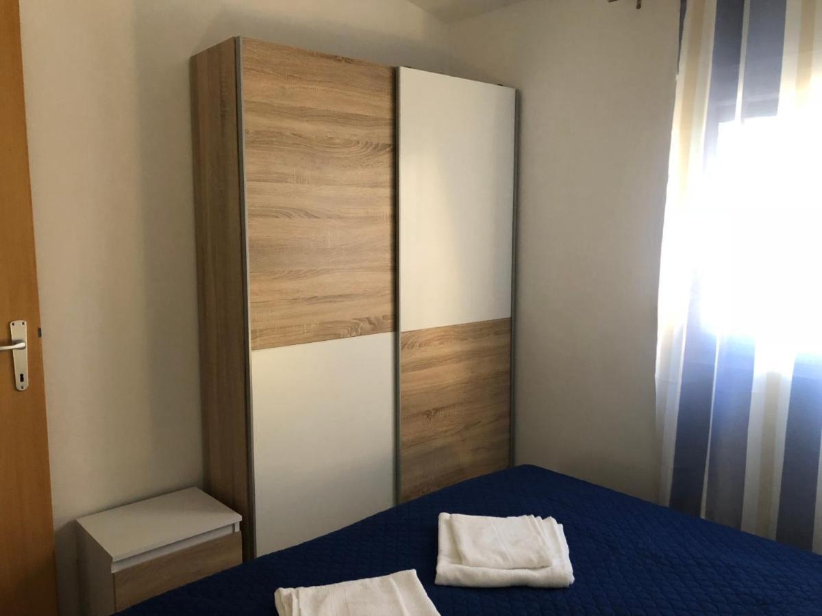 Apartman Luka Virアパートメント エクステリア 写真