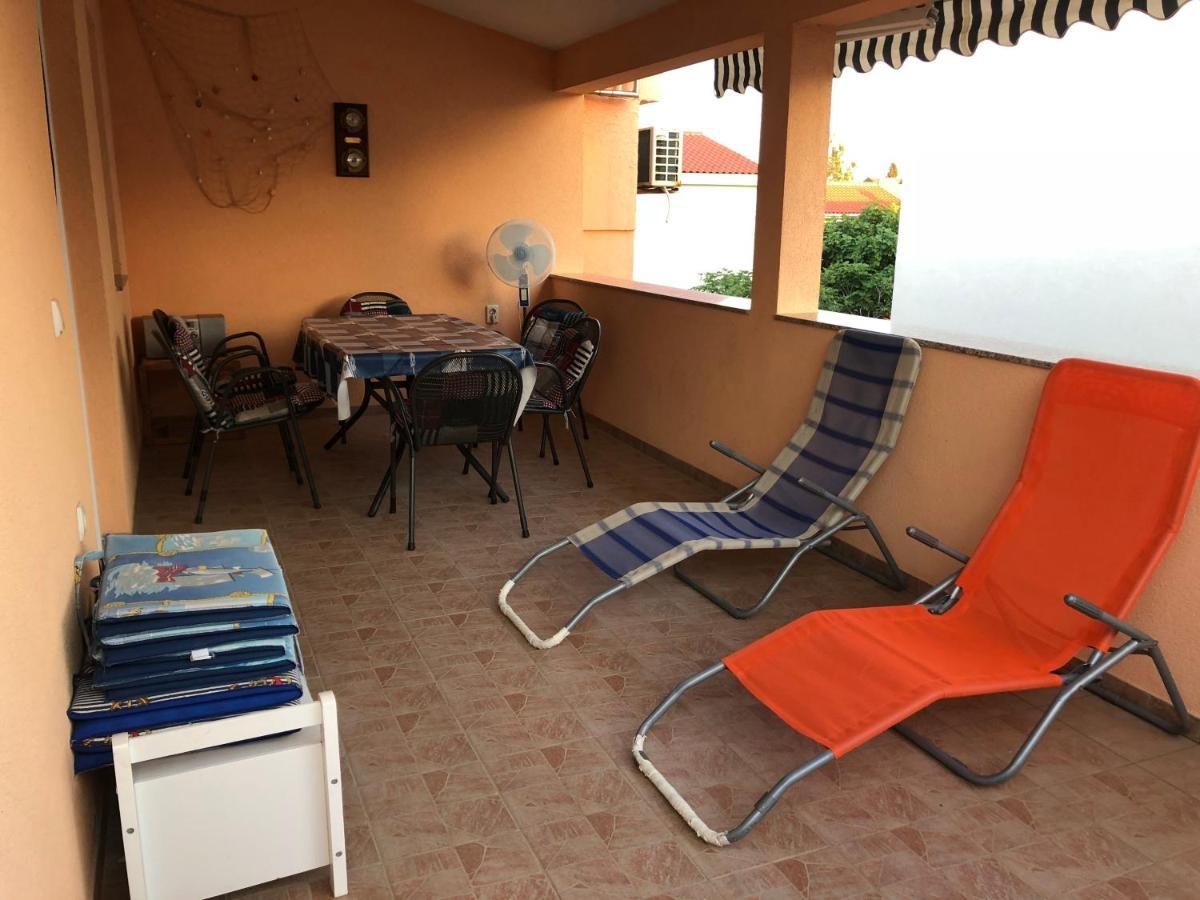 Apartman Luka Virアパートメント エクステリア 写真